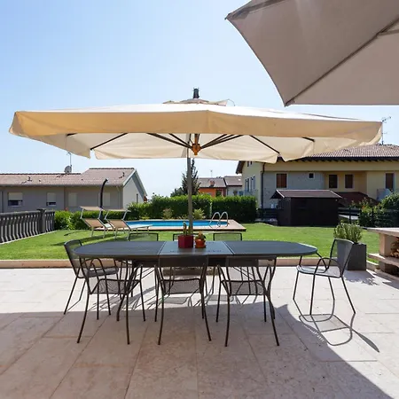 アパート Trilocale 2 Camere, Con Piscina *