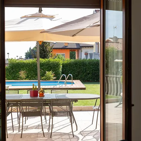 Trilocale 2 Camere, Con Piscina